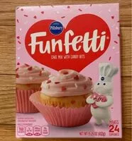 Mängden socker i Funfetti Cake Mix With Candy Bits