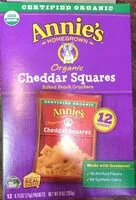 Mängden socker i Organic cheddar squares baked snack crackers