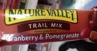 Mängden socker i Nature Valley Trail Mix Cranberry & Pomegranate