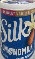 Mängden socker i Unsweetened vanilla yogurt alternative almondmilk