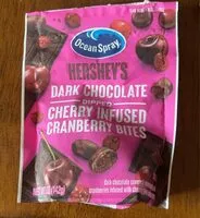 Mängden socker i Dark Chocolate Dipped Cherry Infused Cranberry Bites