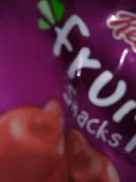 Mängden socker i Kellogg's Fruity Snacks Cherry Fruit Flavored Snacks