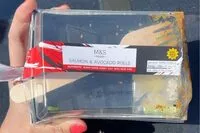 Mängden socker i salmon and avocado rolls