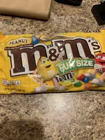 Mängden socker i Peanut chocolate candy fun size ounce