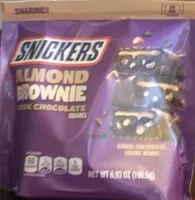 Mängden socker i Almond brownie and dark chocolate squares