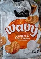Mängden socker i Cheddar & sour cream wavy potato chips