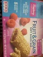 Mängden socker i Raspberry flavored fruit & grain soft baked cereal bar