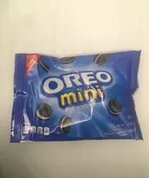 Mängden socker i Mini chocolate sandwich cookies snack