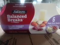 Mängden socker i Natural White cheddar cheese, sea-salted roasted Almonds & Dried Cranberries balanced break