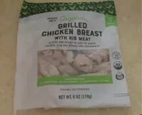 Mängden socker i Organic grilled chicken breast with rib meat