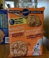 Mängden socker i Pumpkin spice cookie dough with cream cheese flavoured chips