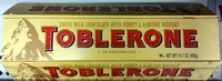 Mängden socker i Toblerone, swiss milk chocolate, honey & almond nougat