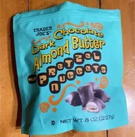 Mängden socker i Dark Chocolate Almond Butter Filled Pretzel Nuggets