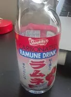 Mängden socker i Strawberry Carbonated Ramune Drink
