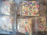 Mängden socker i crispy rice treats birthday cake