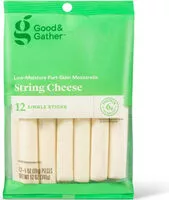 Mängden socker i Good & gather low moisture part skim mozzarella single sticks