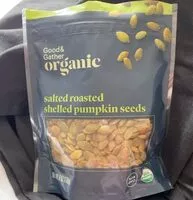 Mängden socker i salted roasted shelled pumpkin seeds