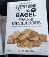 Mängden socker i Everything but tge bagel seasoned bute sized crackers