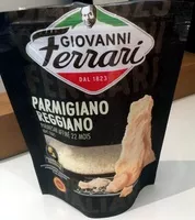 Mängden socker i Parmigiano reggiano parmesan affiné 22 mois râpé frais