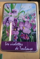 Mängden socker i p'tit coffret garni de biscuits fins pur beurre les violettes de Toulouse