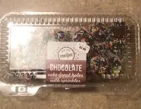 Mängden socker i Chocolate Cake Donut Holes with sprinkles