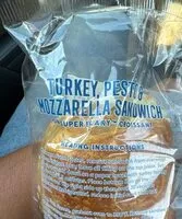 Mängden socker i Turkey pesto mozzarella croissant