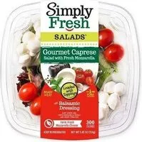 Mängden socker i Fresh salads gourmet caprese salad with fresh mozzarella