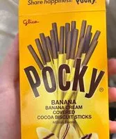 Mängden socker i Pocky banana banana cream covered cocoa biscuit sticks