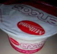 Mängden socker i ENCAS Spécialié laitière sucrée, avec 10%de préparation à la framboise, 7% de crème et arôme naturel.