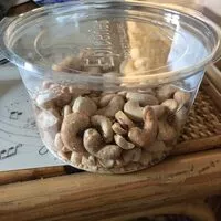 Mängden socker i Noix de cajou grillées à l’huile et salées