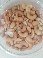 Mängden socker i Noix de cajou grillées à l'huile et salées