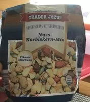 Mängden socker i Trader Joe's Nuss kürbiskern mix