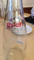 Mängden socker i Evian Pure Mineral Water (33 CL)