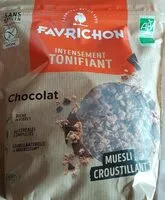 Crunchy chocolate muesli fortified with vitamins and chemical elements