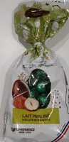Mängden socker i Oeufs chocolat lait praline eclats de noisettes