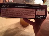 Mängden socker i PROFITEROLES nappés avec leur sauce au chocolat