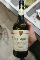 Mängden socker i Vieux calvados du pays d'Auge , élevé en fût de chêne