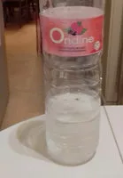 Mängden socker i Boisson à L'eau De Source Aromatisée Goût Fruits Rouges