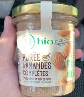 Mängden socker i Purée d'amandes complètes