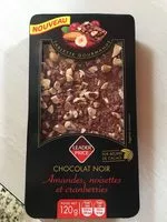Mängden socker i Chocolat noir - amandes, noisettes et cranberries