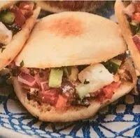 Mängden socker i 8 mini-pitas Fêta AOP, concombre,🥒 tomate,🍅