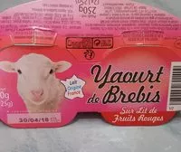 Mängden socker i yaourt de brebis sur lit de fruits rouges