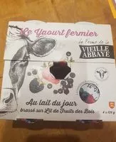 Mängden socker i Le Yaourt fermier au lait du jour brassé sur lit de fruits des bois