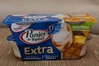 Mängden socker i Spécialité laitière maigre sur lit de fruits, aromatisée, avec sucres et édulcorants