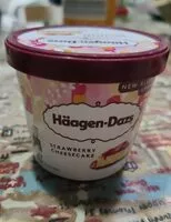 Mängden socker i Helado Strawberry cheesecake