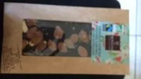 Mängden socker i CHOCOLAT NOIR BIO AMANDES CARAMEL SEL DE GUERANDE