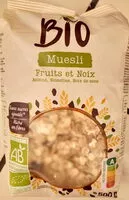 Mängden socker i Muesli Fruits et NoixRaisins, Noisettes, Noix de coco