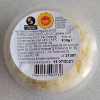 Mängden socker i Parmesan en copeaux AOP