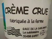 Mängden socker i Crème crue fabriquée à la ferme 40% M.G.