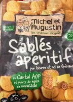 Sablés apéritif cantal aop et pointe de noix de muscade